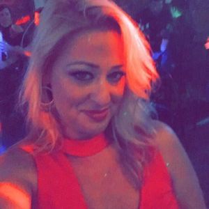 Meet your Posher, Kara